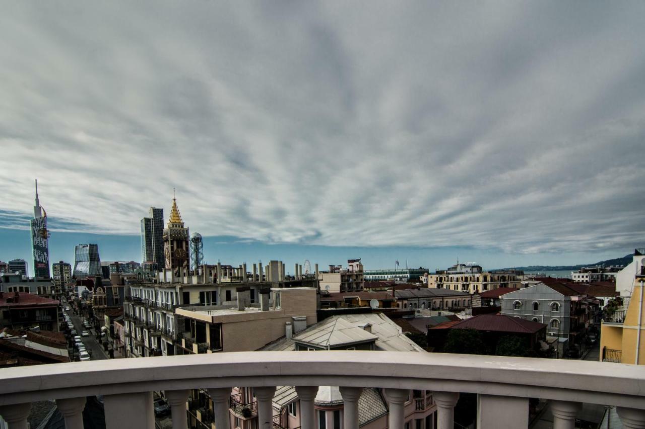 Hotel London Batumi Exterior foto